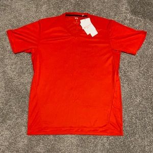 Men’s Uniqlo Dry Ex V neck T-shirt